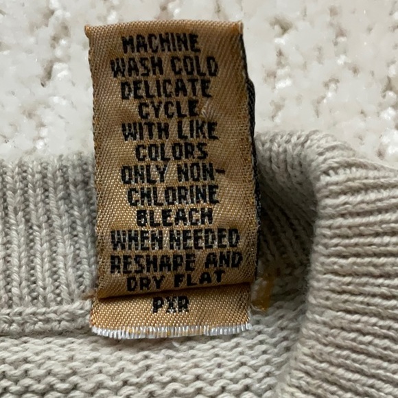 Lord & Taylor Men’s Grid Pattern Sweater - Picture 7 of 7